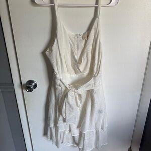 Elegant White Sleeveless Romper